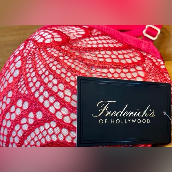 NWT Frederick’s of Hollywood Red Extreme Tuxedo Push-Up Bra Size 32D 36D 38B 38C - Picture 10 of 15